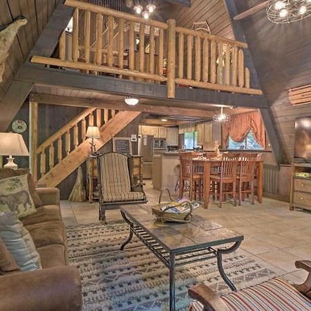 Snuggle Inn In The Heart Of Chalet Village! Gatlinburg Exteriér fotografie