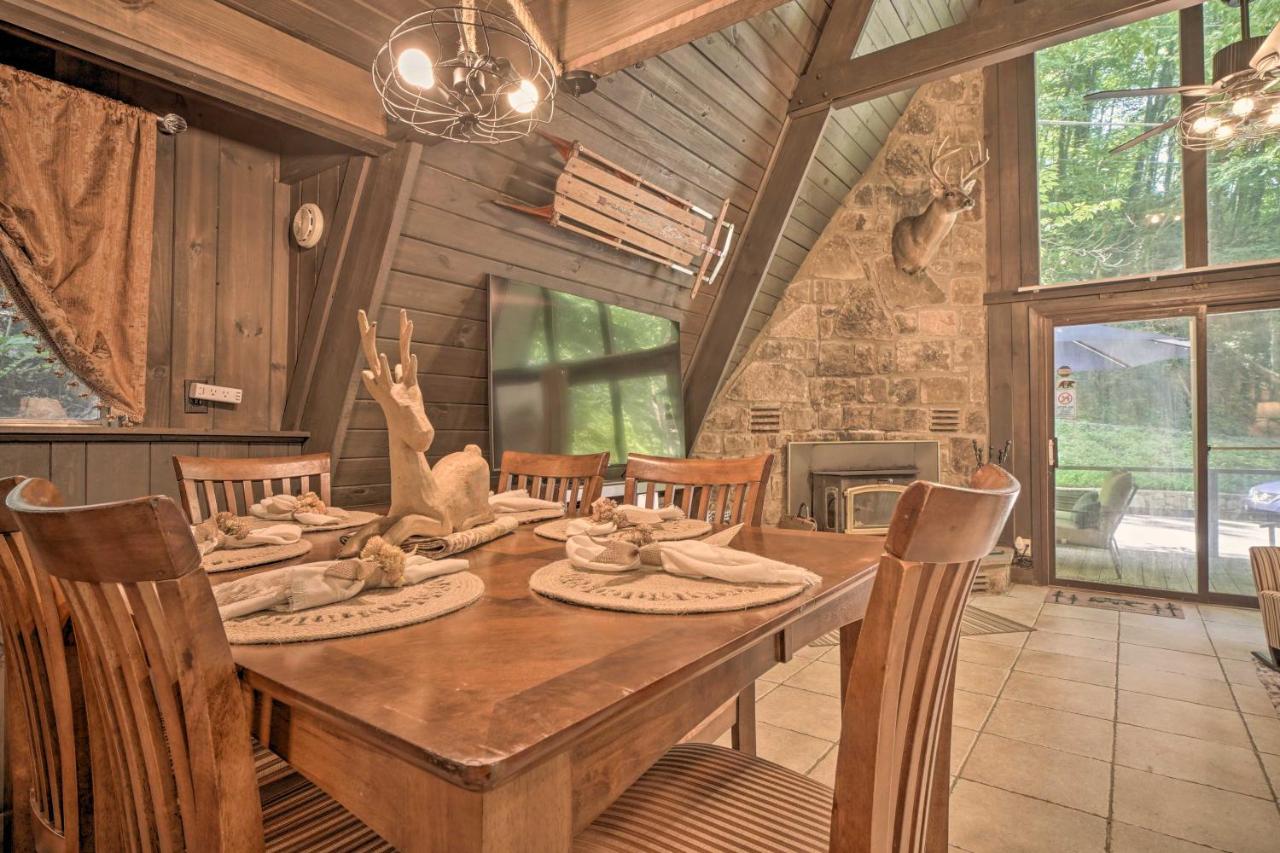Snuggle Inn In The Heart Of Chalet Village! Gatlinburg Exteriér fotografie